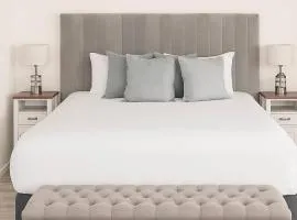 Self contained guest house Gold Coast - sleeps max 4