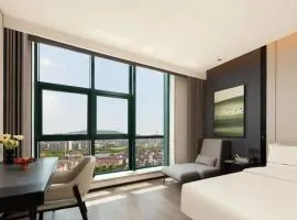 Atour Hotel Suzhou Mudu Ancient Town Xukou Metro Station