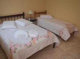 Hotel Fiss, guest house in Morro Redondo
