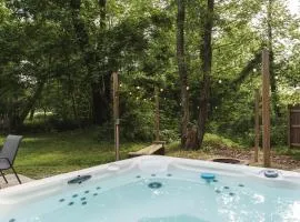 Little Redwood - Hocking Hills, Hot Tub & Games