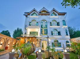 Hotel Harmony Heaven's, hotel sa Srinagar