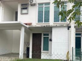 Falisy Homestay - Balok Perdana, hotel di Kampung Saberang Balok