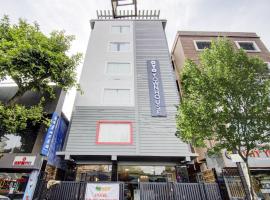 Super Townhouse OAK Seventy Seven, hotel v destinaci Dum Dum