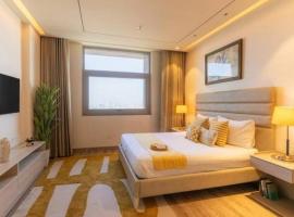 Golden glow in aipl joystreet, hotel in Gurgaon