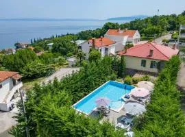 Villa with large pool, 500 meters from the beach with a fantastic view - by TRAVELER tourist agency - ID 2217