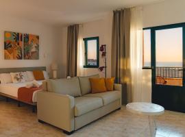 Apartamentos Moon Dreams Cabo de Baños, pet-friendly hotel in Cala en Blanes