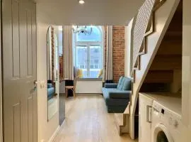 Cozy Loft next to Old Town