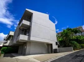 onna resort nakadomari ビーチまで車で4分 最大12名OK 中庭付き貸切ヴィラでくつろぐ恩納村ステイ