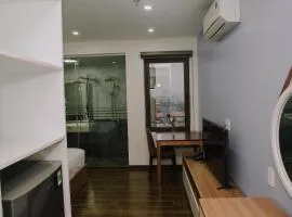 Khách sạn QUEENIE