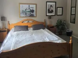Monicas B&B
