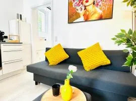 Mola Apartments- Trendiges Apartment in der City-Nähe Dortmund-Terrasse-3 Gäste-WLAN