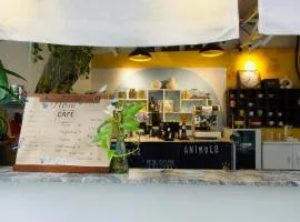 Cat Ba Santorini Homestay