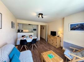 Résidence Plaine Alpe 2 - Appartement · Lumineux · Proche des pistes · Balcon MAE-4763, Hotel in La Salle Les Alpes
