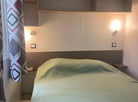 Mobilhome MH08, Hotel in Carcans