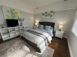 Daisy Cottage on Duke 3BR