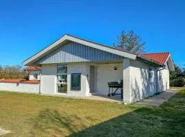 Holiday Home Justine - 600m from the sea by Interhome