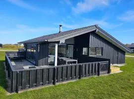 Holiday Home Auvo - 600m from the sea by Interhome