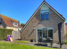 Lovely bungalow with garden