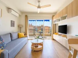 WintowinRentals Charming Apartment with Sunny Terrace near the Sea