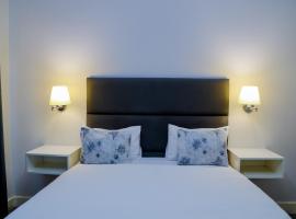 Greenwood Manor Hotel, hotel with parking in Ndola