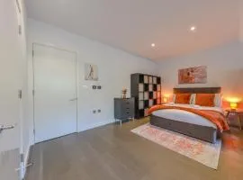 Large Luxury Studio Apartment
