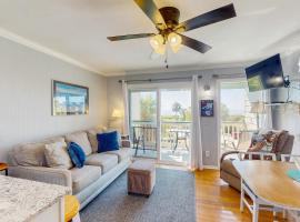Sea Cabin 228-B, Hotel in Isle of Palms