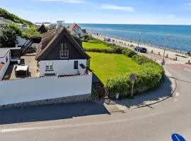 Holiday Home Susan - 20m from the sea by Interhome