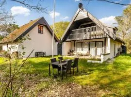 Holiday Home Loic - 400m to the inlet by Interhome