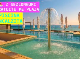 Hotel Poem - Roof Top Pool & Panoramic Sea View，北埃福列的有熱水按摩池的飯店