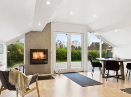 Holiday Home Frithlef - 1-3km from the sea by Interhome, hotel u gradu 'Græsted'
