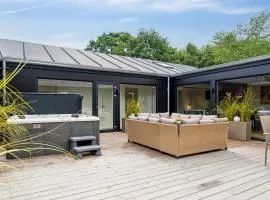 Holiday Home Hana - 800m from the sea by Interhome