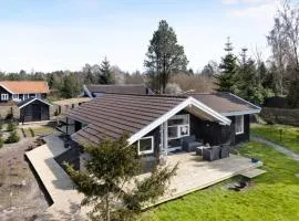 Holiday Home Sissie - 400m from the sea by Interhome