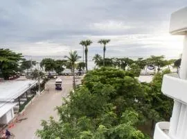 Villa Navin Beach Residence