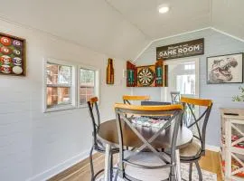 Dtwn Retreat w/ Game Room! Walk to Hampton Park