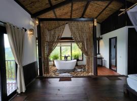 A Su Homestay Mù Cang Chải, bed & breakfast σε Mù Cang Chải