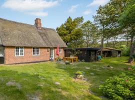 Holiday Home Ibbe - 3-5km from the sea by Interhome, khách sạn ở Bolilmark