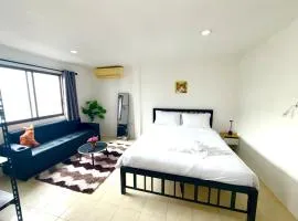 Patong Canal Villa 302