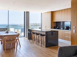 Bellevue Living Sea and City By MP، فندق في Canidelo