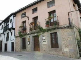 Apartamentos Rurales La Lancha