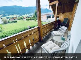 Traumblick bis 8 Gäste und schlossnah, hotel en Halblech