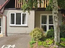 Family and dog-friendly holiday home - 134 Hengar Manor