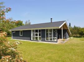 30402-Ulfborg-Anemonevej-299-B, hotel in Vang