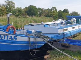 Séjour confortable sur péniche luxueuse, barco en Brouckerque