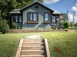 4th Ave East Lake Stunner