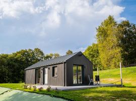 GoodMood Bieszczady - ogrzewany domek całoroczny, khách sạn ở Manasterzec