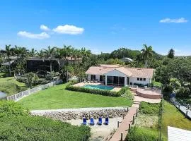 Paradise with a pool, pier and private beach area