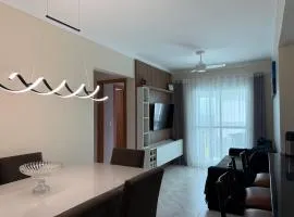 Apartamento Vista Mar Mirim 2 Dormitorios suite com Wifi para até 8 pessoas 1 vaga de estacionamento