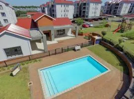 CLOSE TO SANDTON and The Airport