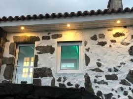 Ferreiro do Cabeço House