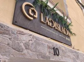 Casa Ladislada
